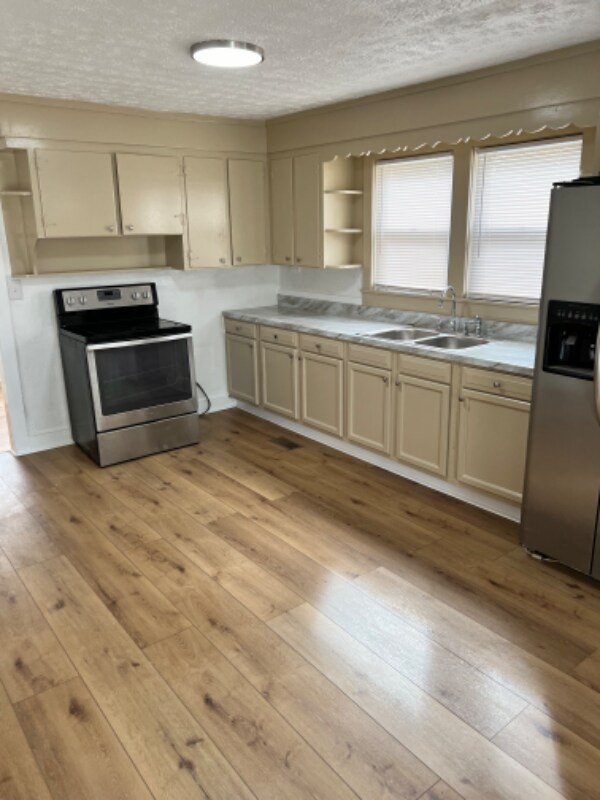 Photo - 711A W Eastland Ave Unit A