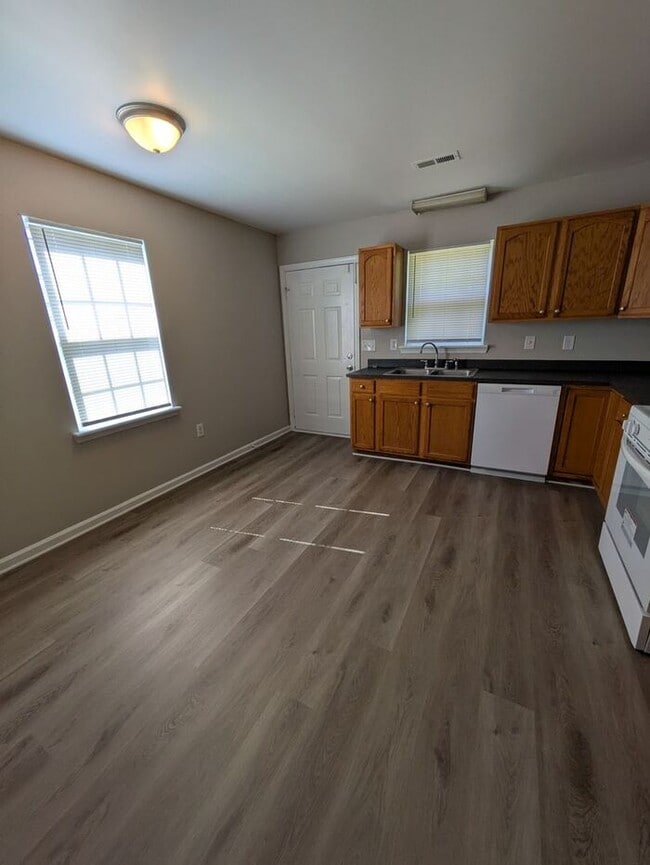 Photo - 2BD/1BA Duplex in Newton