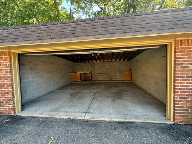 2040 Cashin St Unit 4