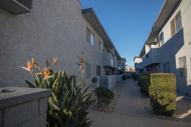 Cedros - Cedros Apartments