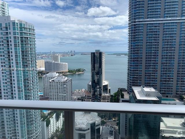 Building Photo - 1010 Brickell Ave Unit 3704 Rental