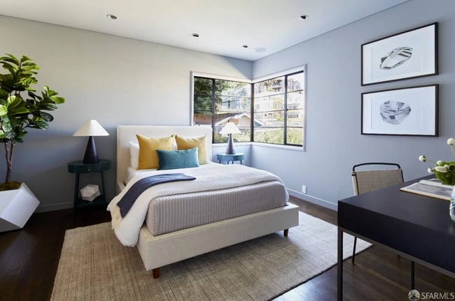 Photo - 2211 Leavenworth St