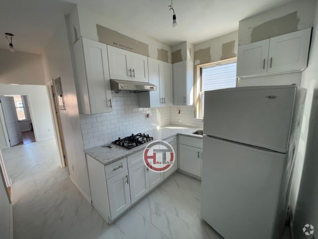 Building Photo - 737 Calhoun Ave Unit 2 Rental