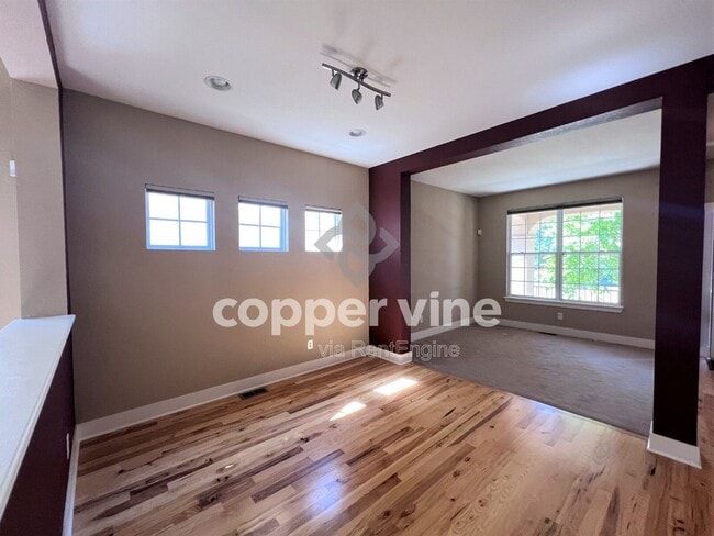 Photo - 14192 Madison St