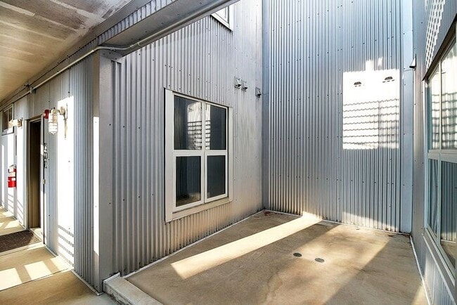 Industrial Corner 2BD/2BA Condo at Steelhaus in Plaza Midwood!