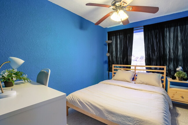 Photo - 1062 SW 135th Pl