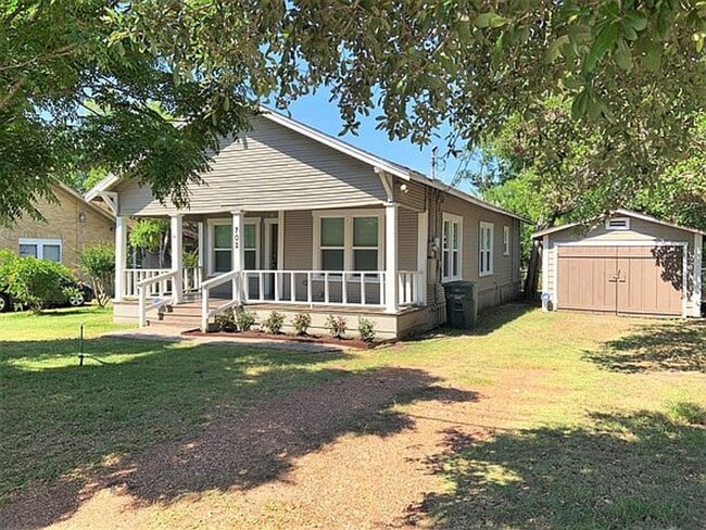 Photo - Available for May Move in!  Cute 2 bedroom 2 bathroom house near Downtown Bryan