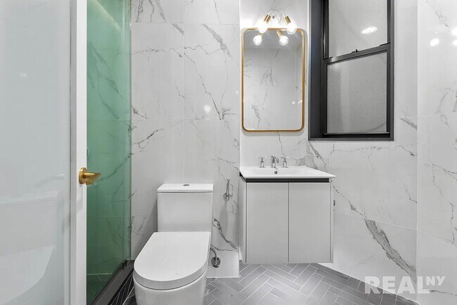 Photo - 93 Hicks St Unidad 2B