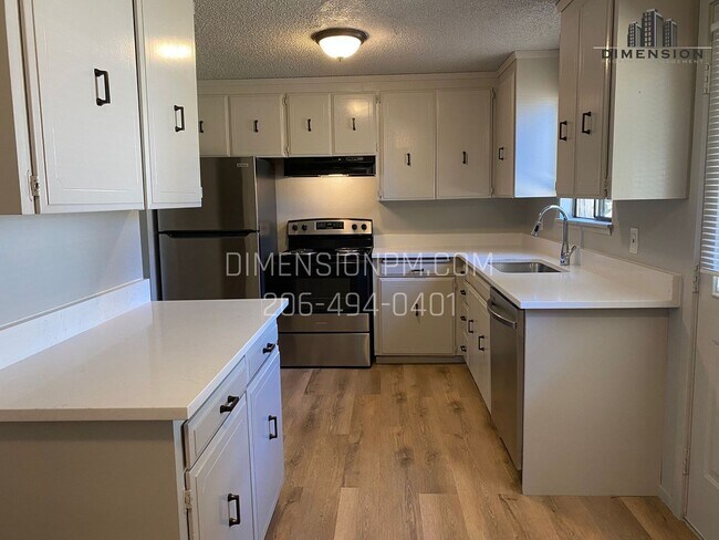 Photo - Olympia Townhouses 325 Pattison