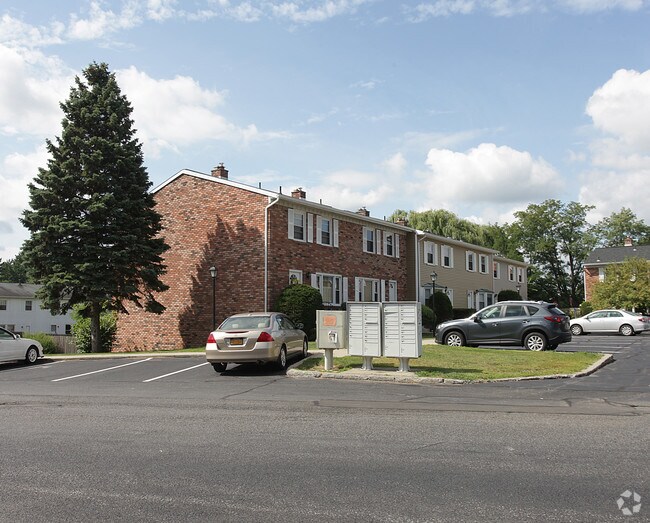 Presidential Townhome Rentals Guilderland, NY