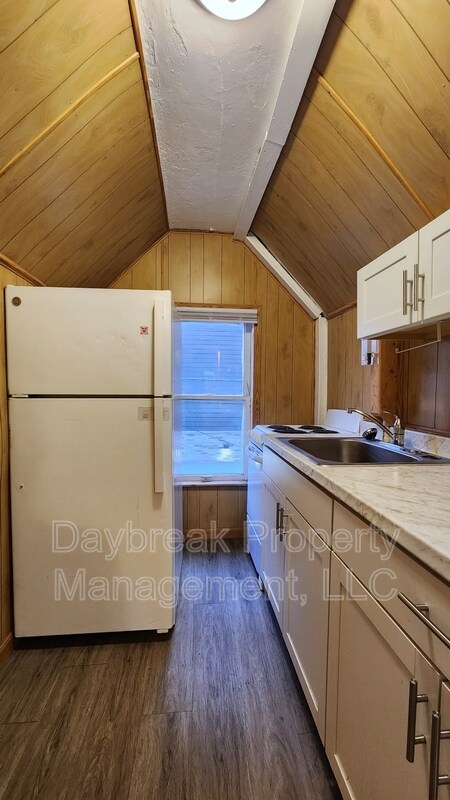 Photo - 6 11th St S