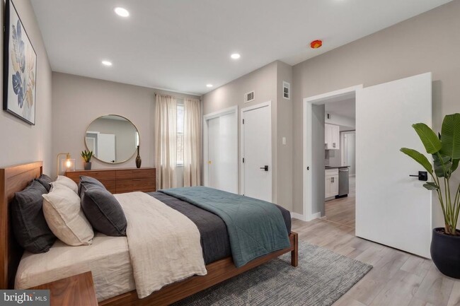435 W Susquehanna Ave Unit 2