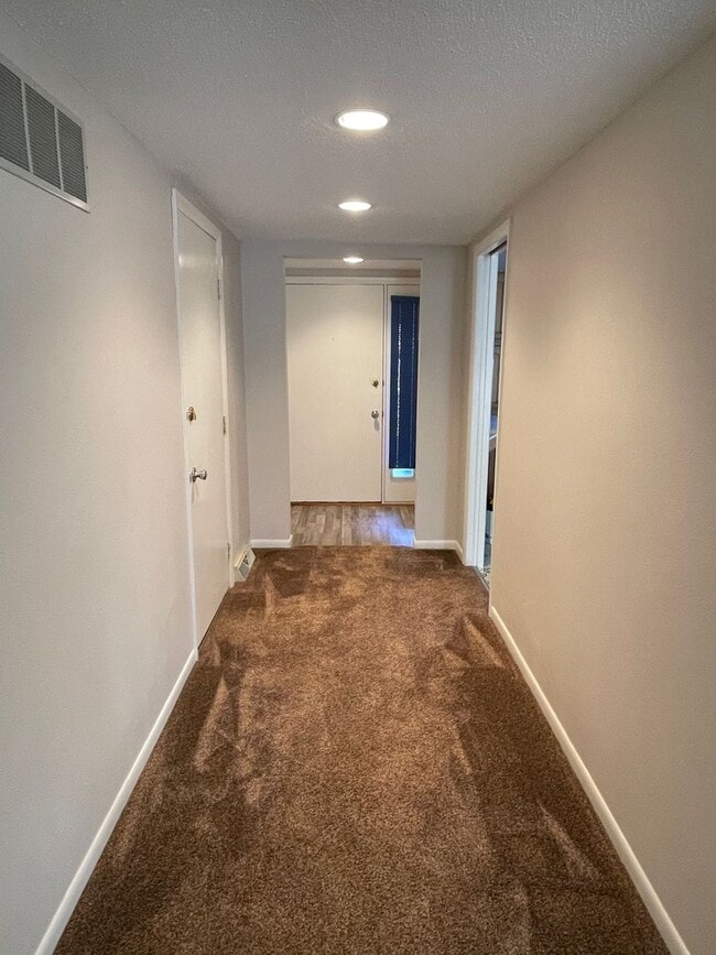 Photo - For Lease / Rent