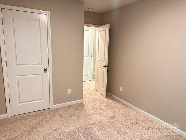 Photo - 6029 Guildford Hill Ln