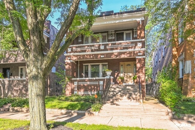 Photo - 8028 S Sangamon St