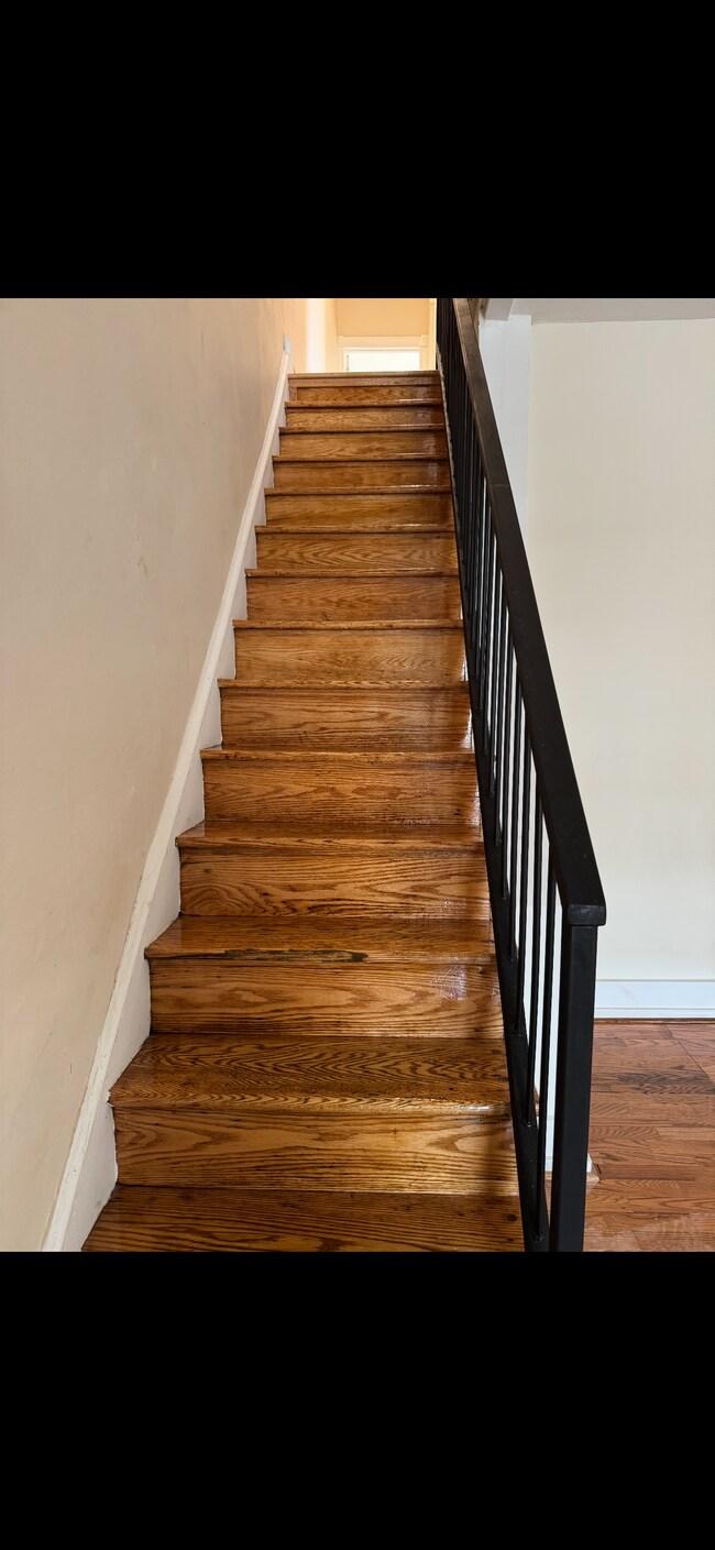 Building Photo - 546 N 56th St Rental