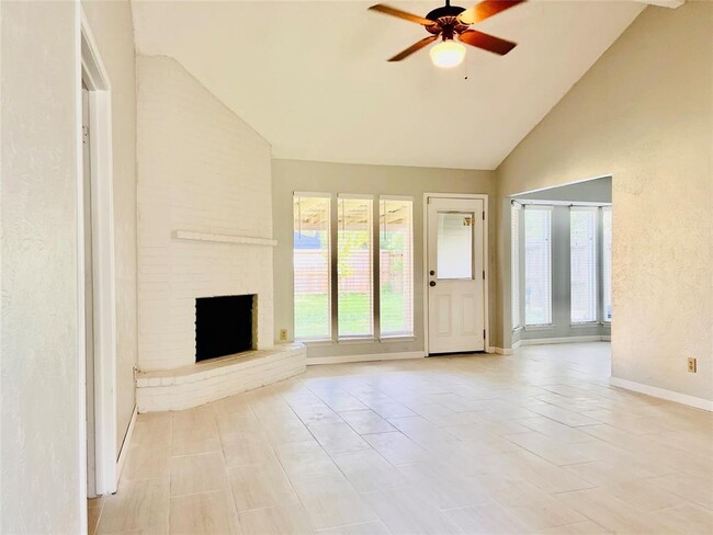 Photo - 830 Richvale Ln Casa