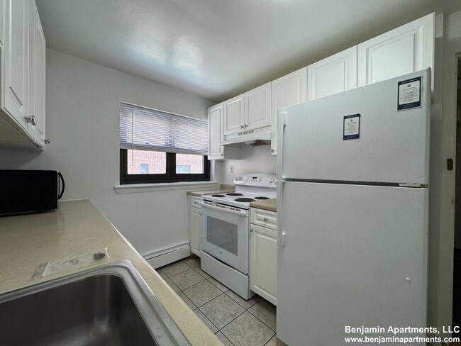 Building Photo - 50 Harvard Ave Unit 4 Rental