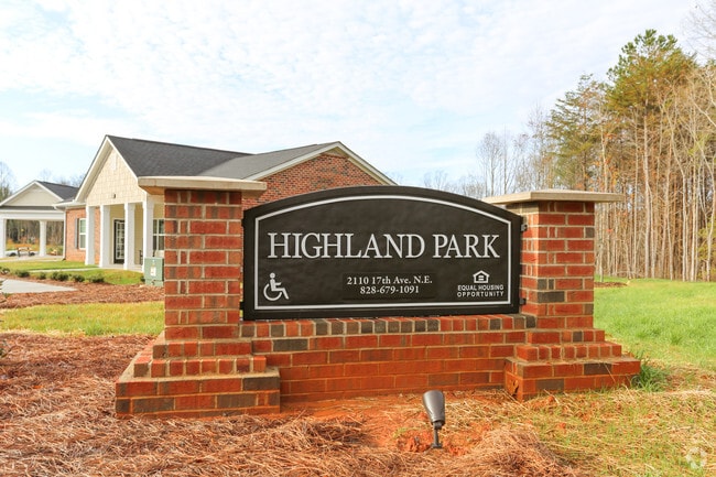 Highland Park Apartments