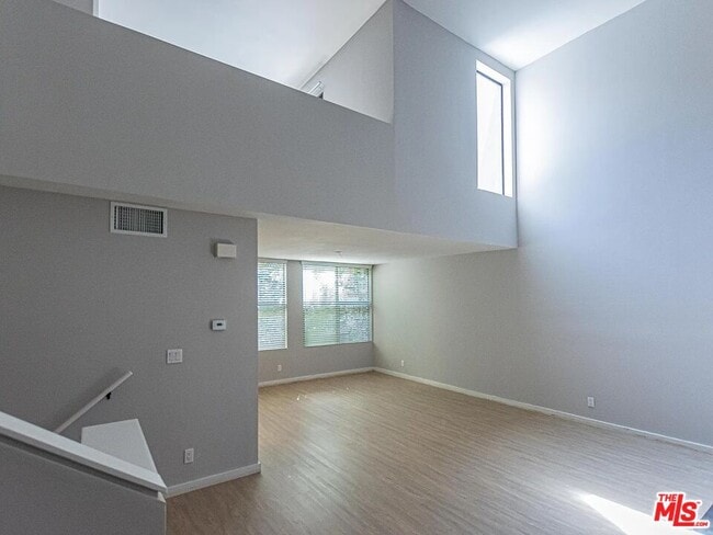 Photo - 1610 Camden Ave Unit E