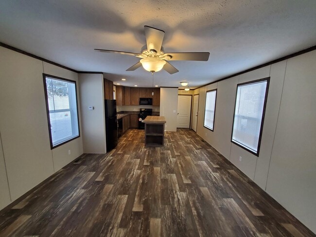 Photo - 35 Sparrow Hill Dr