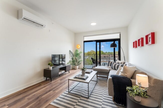 Photo - 857 COMMUNIPAW Ave Unidad 208