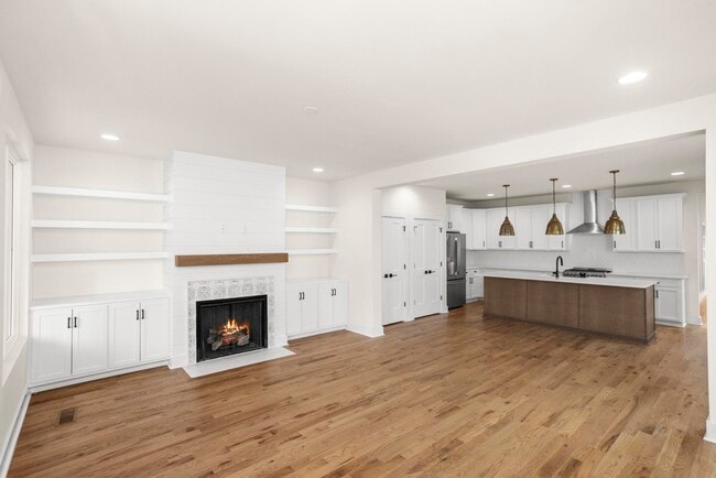 Photo - 337 Gatewood Ave