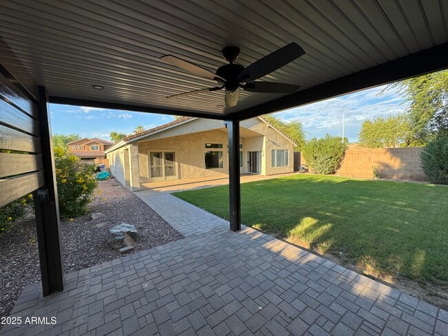 Photo - 613 W Canary Way