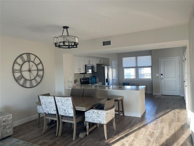 Photo - 960 Starkey Rd Unit 8402