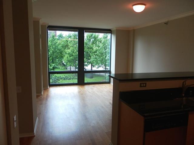 Photo - 600 N Kingsbury St