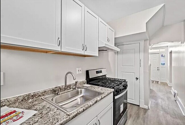 Photo - gle2905 Unit 1