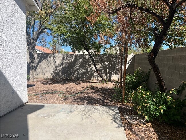 Photo - 1356 Lamplight Village Ln