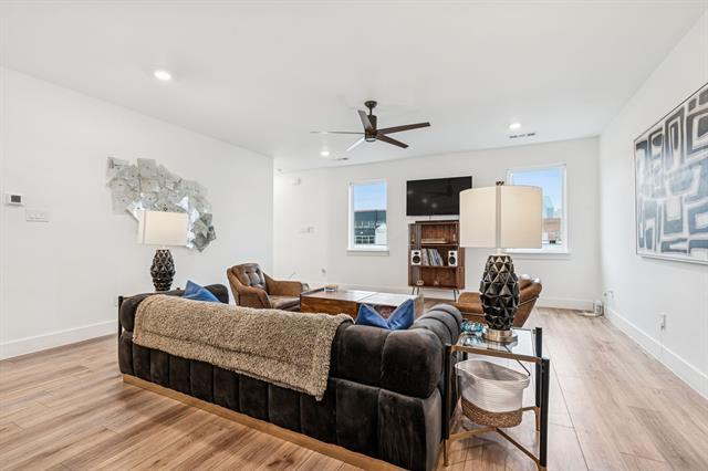 Photo - 1545 Cosette Dr