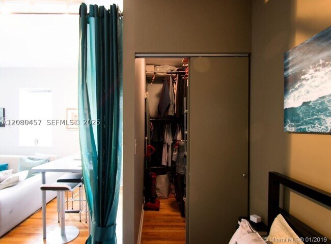 1521 Lenox Ave. Unit 203