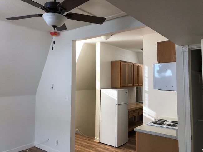 1614 Seymour Ave Unit 4