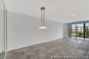 Building Photo - 4242 Deste Ct Unit 201