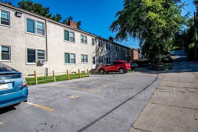Photo - 820 N 46th St Unit #4