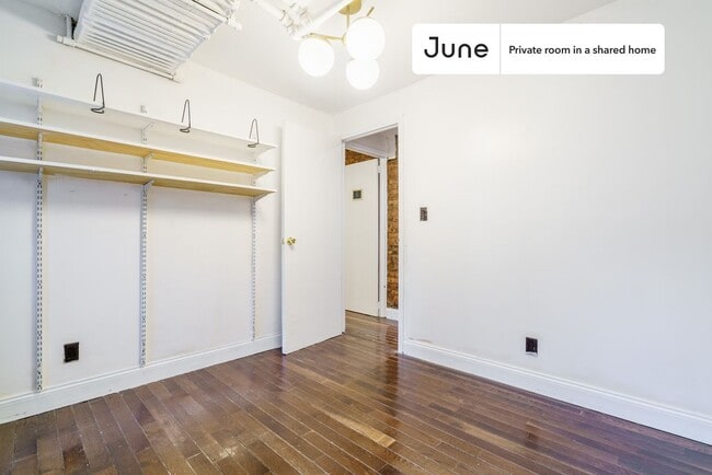 Room in Shared 5 bed/1.5 bath home in Bedford-Stuyvesant