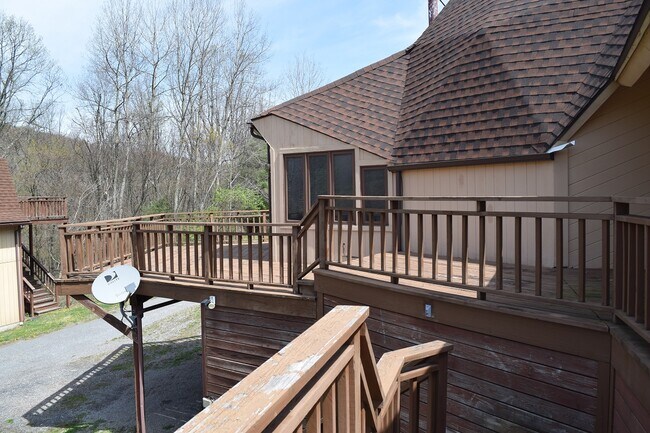 Photo - 296 Richner Hollow Rd