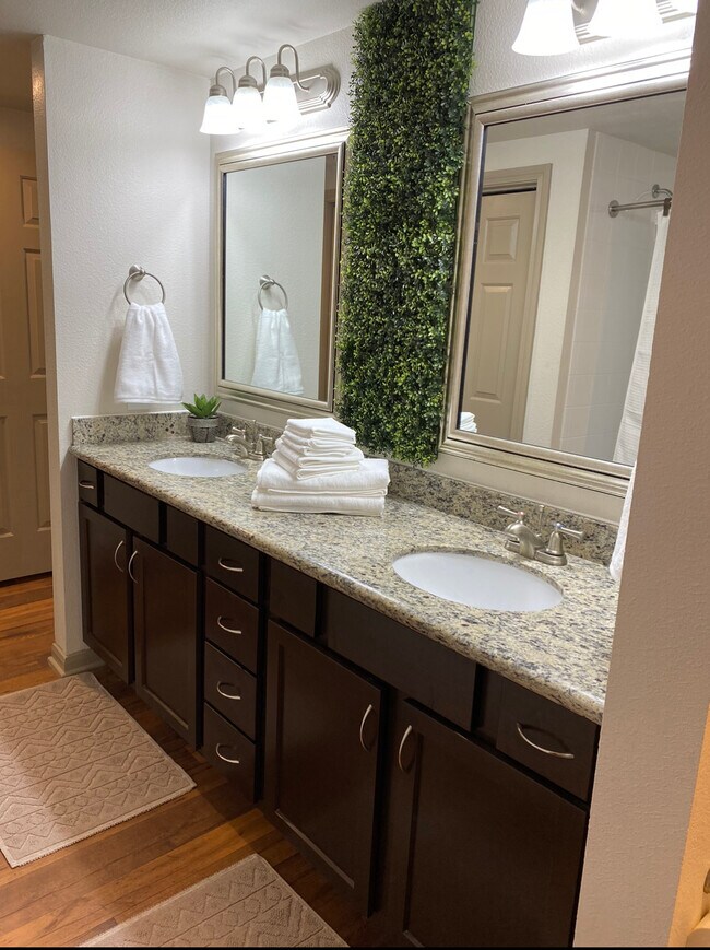 Photo - 3816 Audley St