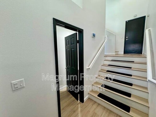 Photo - 33620 Willow Haven Ln