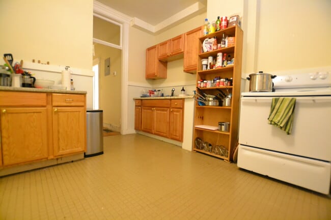 Photo - 1719 Commonwealth Ave Unidad 1