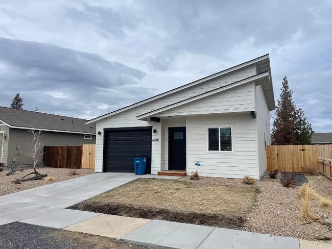 Photo - 16488 Bassett Rd