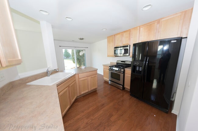 Photo - 636 Hawley Dr