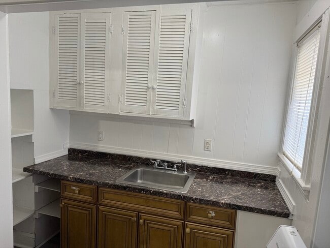 Photo - 286 S Main St Unit 9