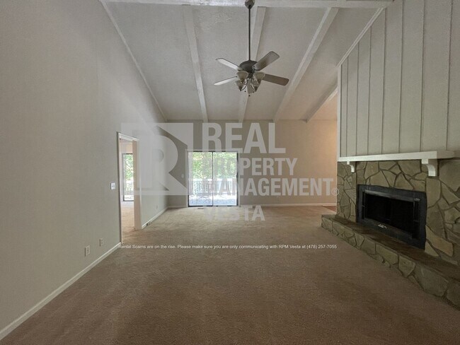 Photo - Three Bedroom Home in Lake Wildwood