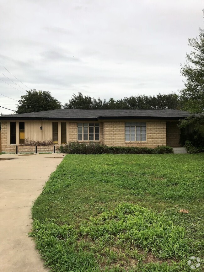 Building Photo - 1516 Walnut Ave Rental