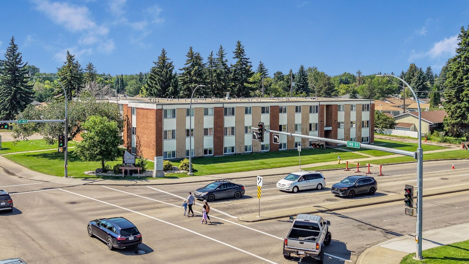 Photo - Quesnel Apartments