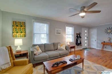 Photo - 2716 Hastings Rd SW