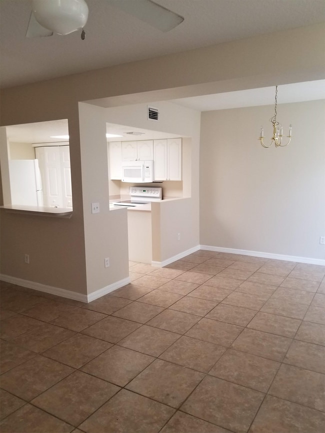 Photo - 411 Australian Way